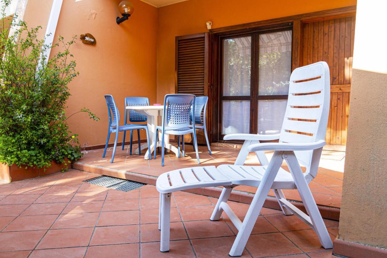 Appartamenti La Casina Porto Azzurro Exterior foto