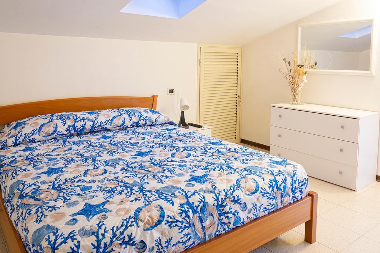 Appartamenti La Casina Porto Azzurro Exterior foto